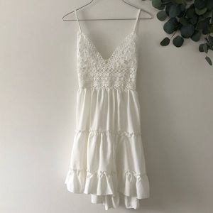 NWOT white sun dress with lace detail sz M